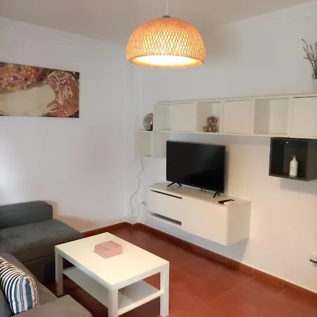 Click Center Apartman *